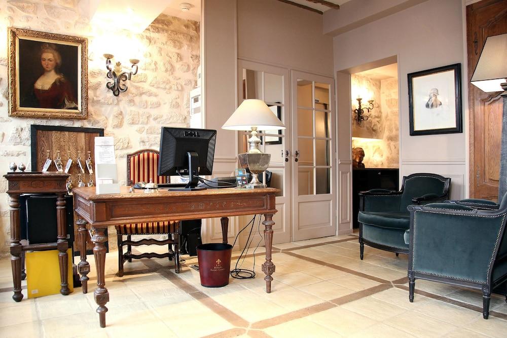 Hotel Saint-louis En L'isle 3*