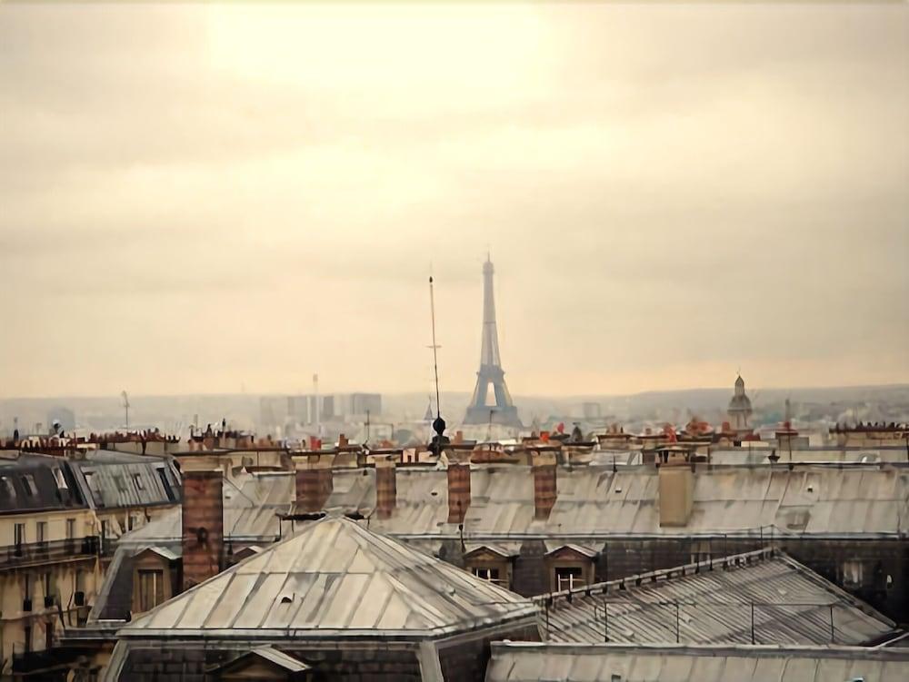 Du Square D'anvers Hotel 2*