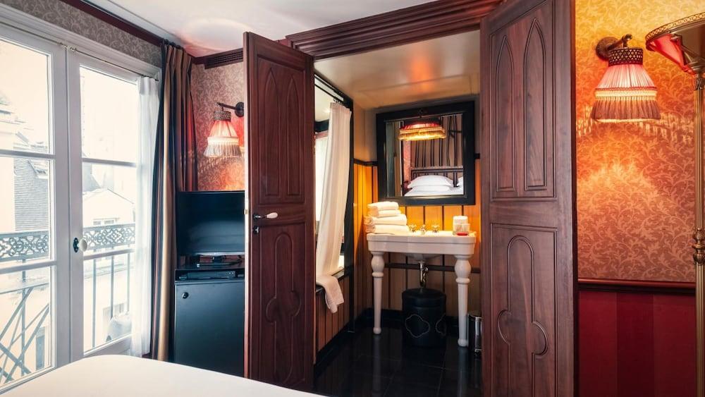 Du Bourg Tibourg 4* Paris