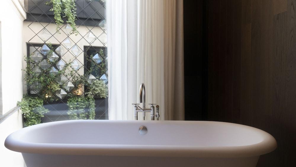 Hotel Bourg Tibourg