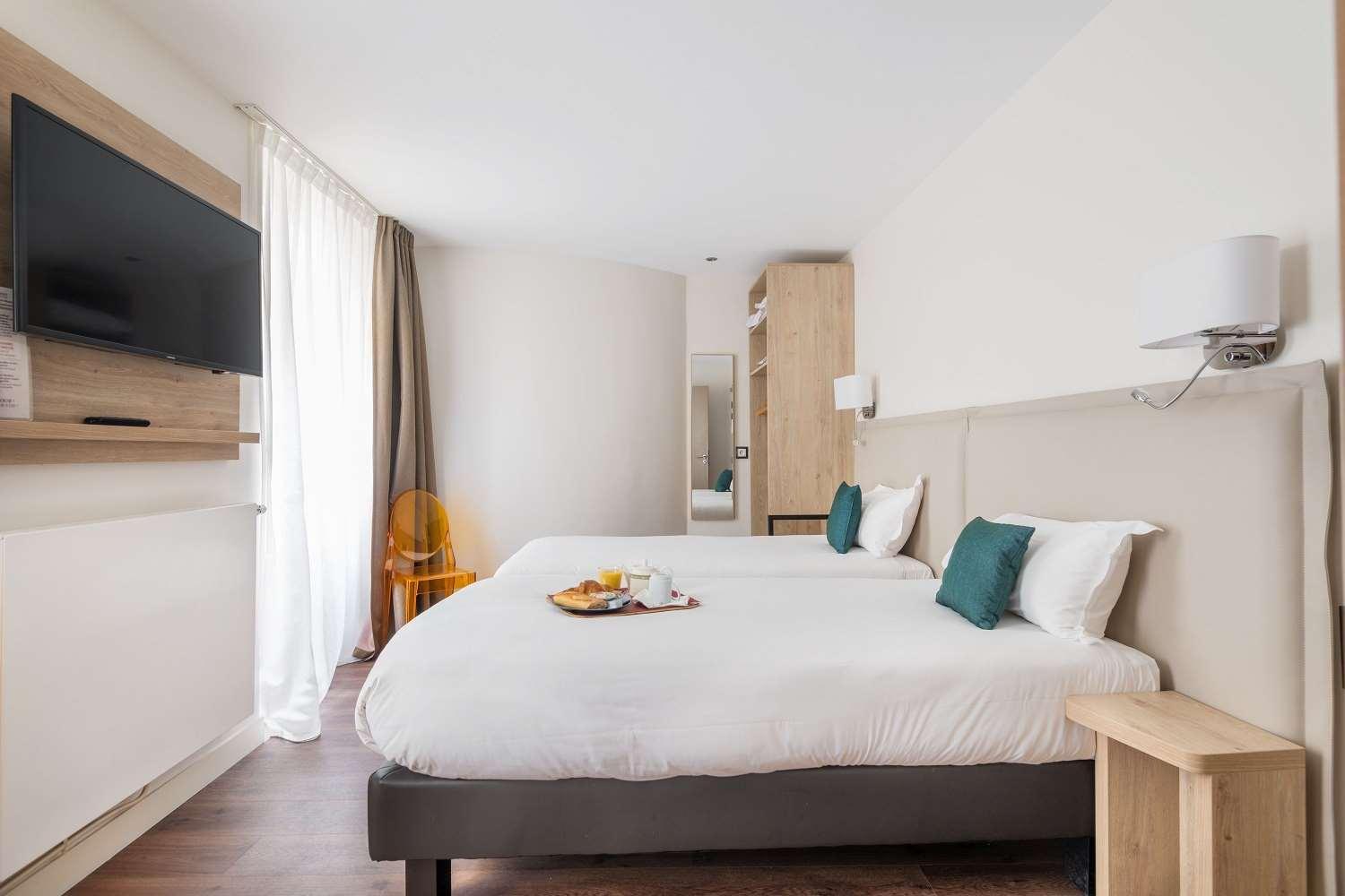 Hotel Courcelles Mederic