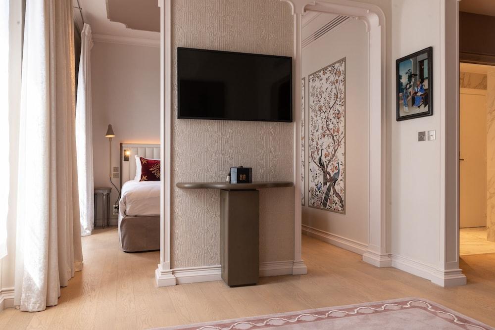 Hotel De Montesquieu