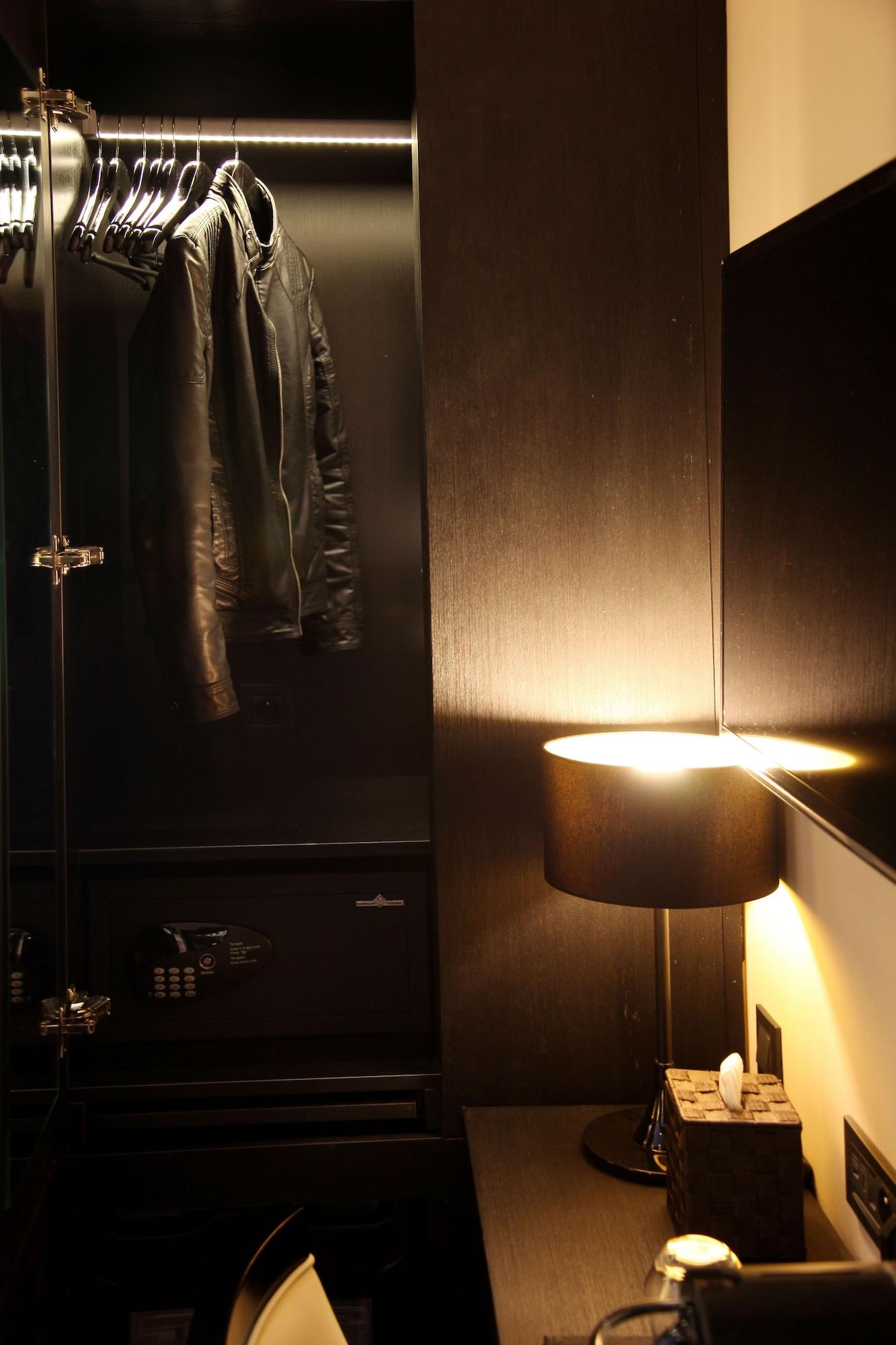 Hotel Elysees