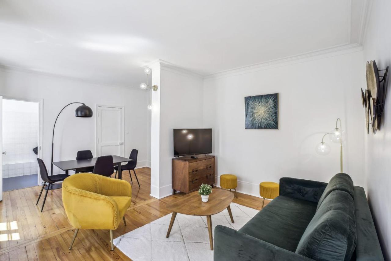 Trocadero & Eiffel Tower - Cityapartmentstay Paris