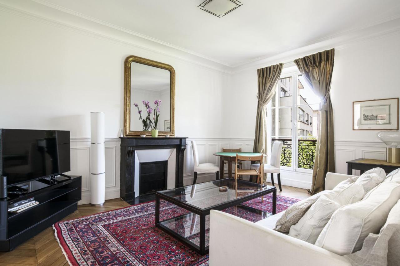 Pick A Flat's In Le Marais - Boulevard Morland * Paris