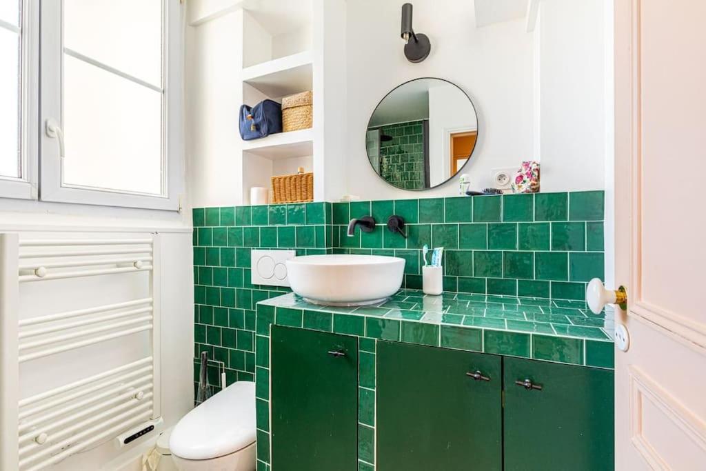 Guestready - Modernity Near Montmartre Cemetery * Paris