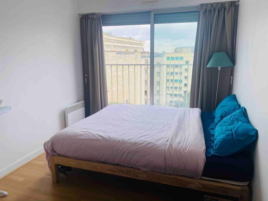 Homestay Private Only, Spacious In A Lovely Central *