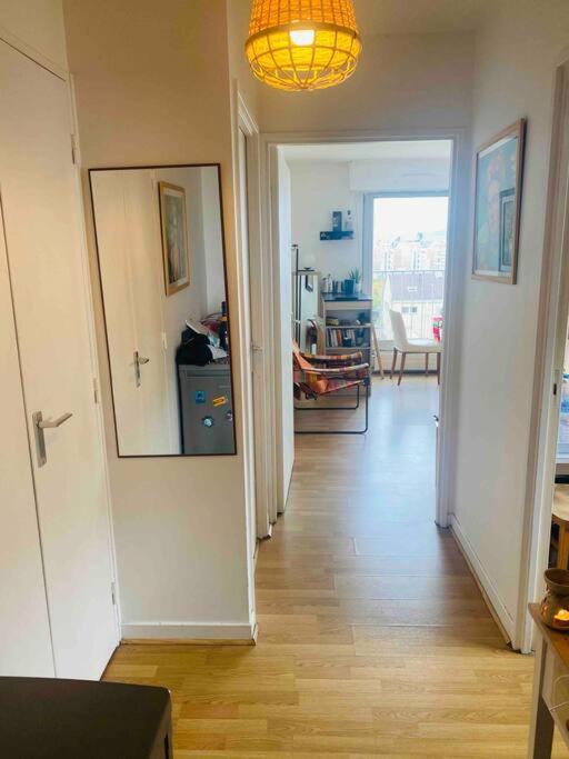 Homestay Private Only, Spacious In A Lovely Central * Paris