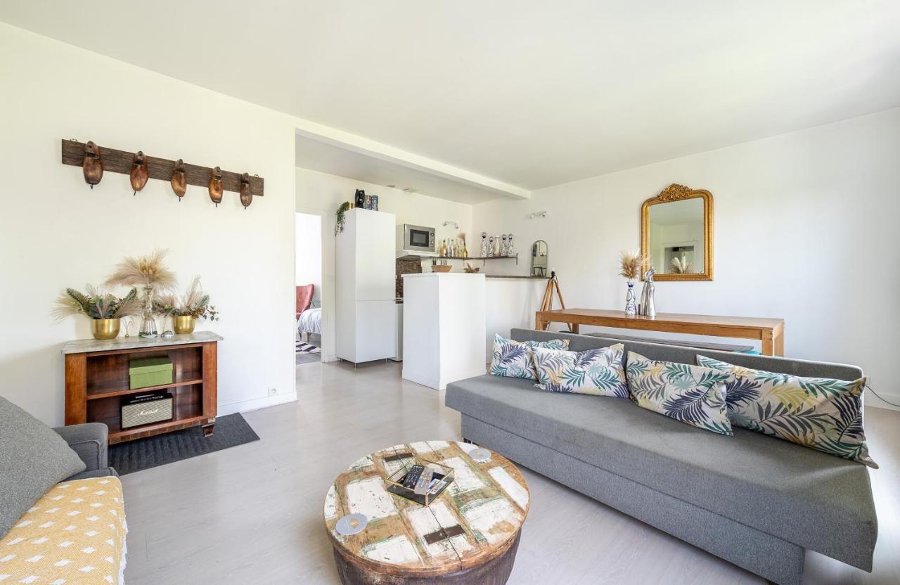 In Front Of The Sacre Coeur - 2 Bedrooms With Elevator Appartement *