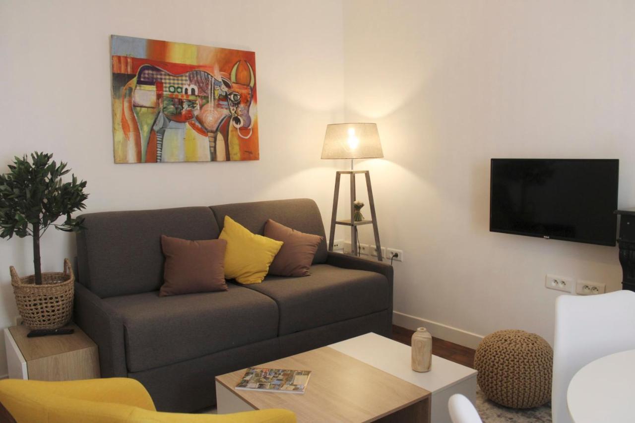 Cozy And Practical Cocoon At The Heart Of Apartment Paris