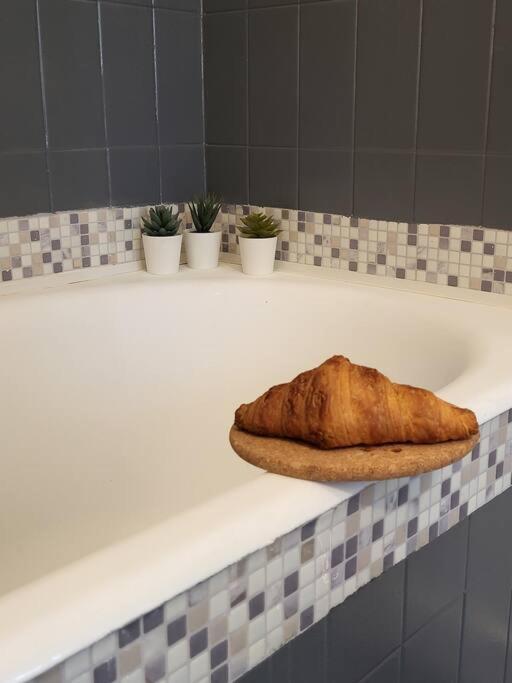 Super Studio Proche Montmartre ! Apartment
