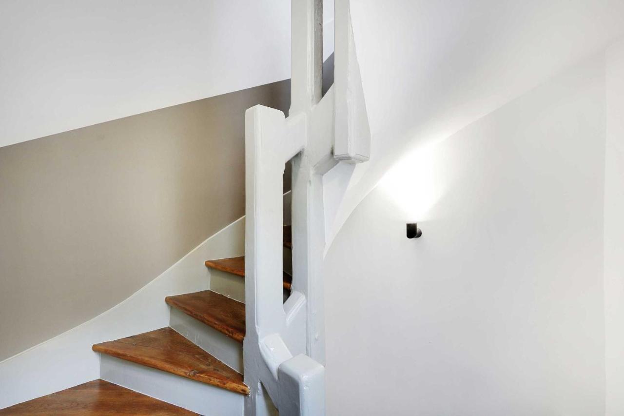 Charming For 2 People - Le Marais Apartment