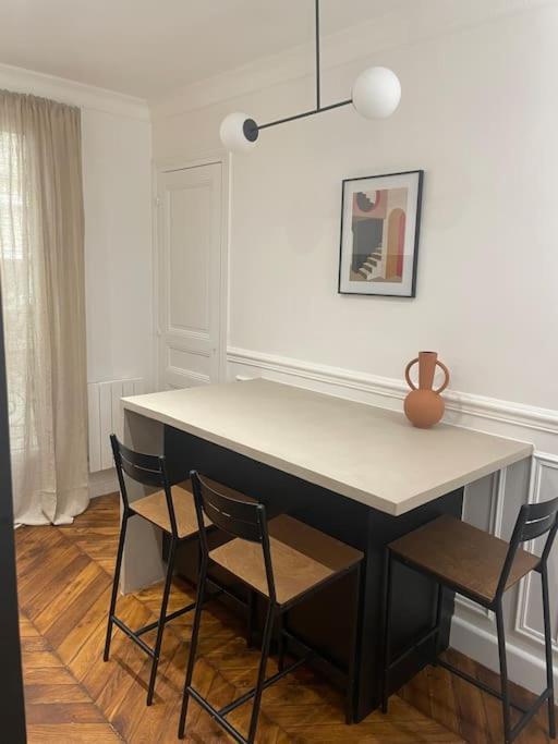 Parisien Apartment Paris