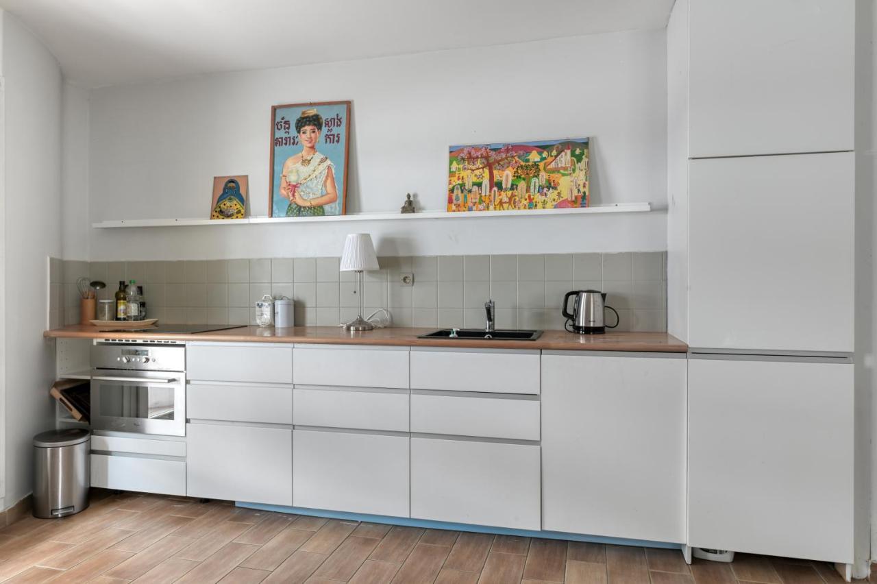 Apartment 3 Bedroom With Balconies Paris