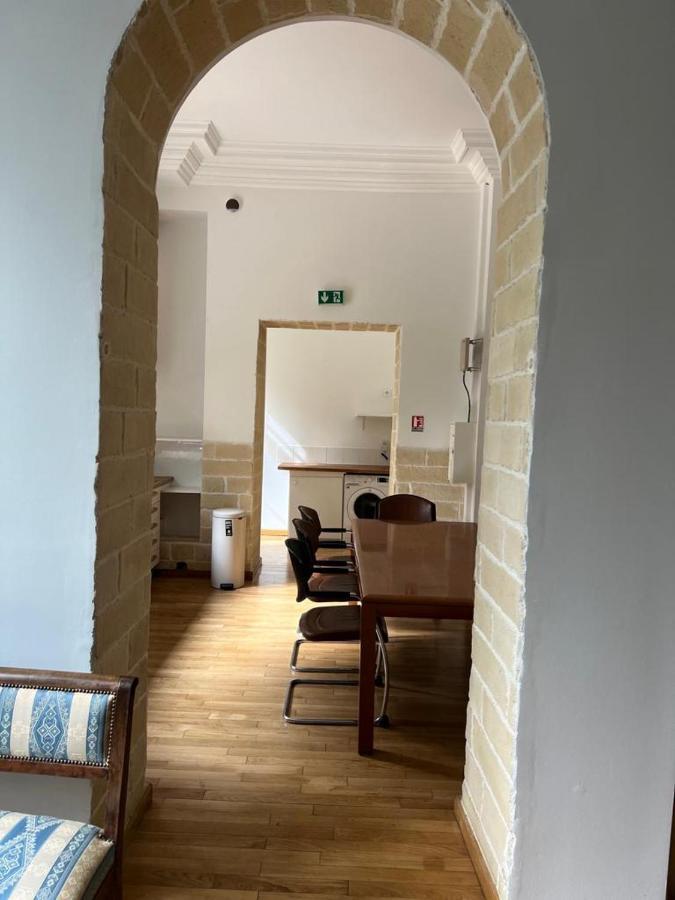 Apartment Spacieux Au Coeur Du 9 Eme Arrondissement Paris