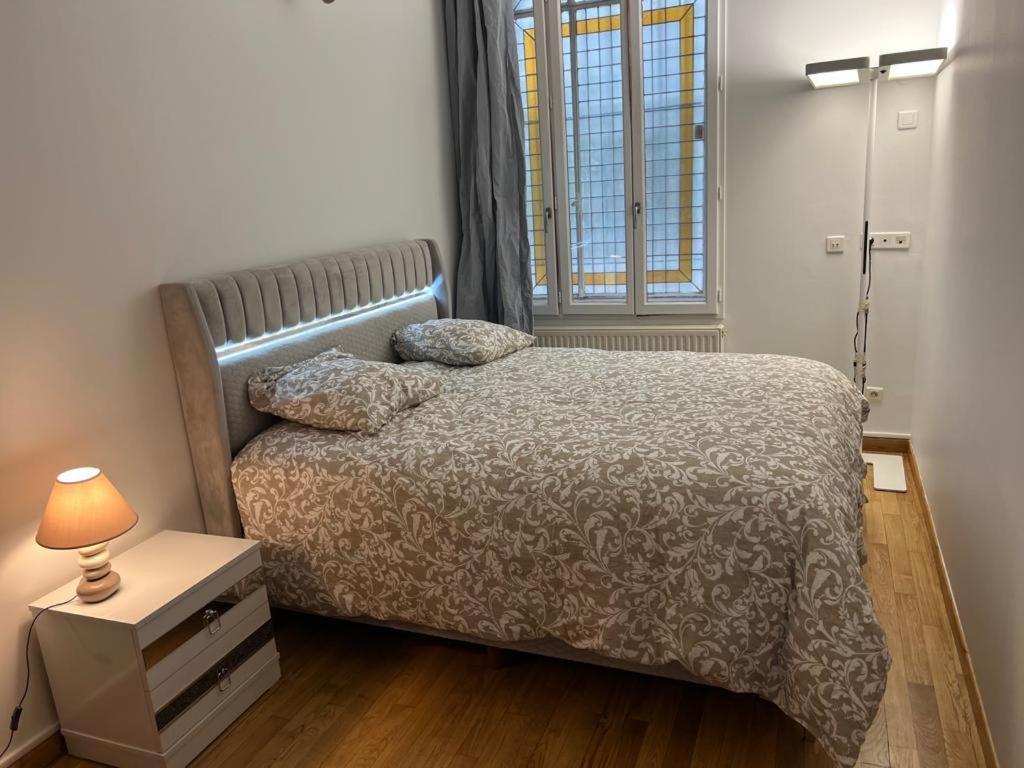 Apartment Spacieux Au Coeur Du 9 Eme Arrondissement