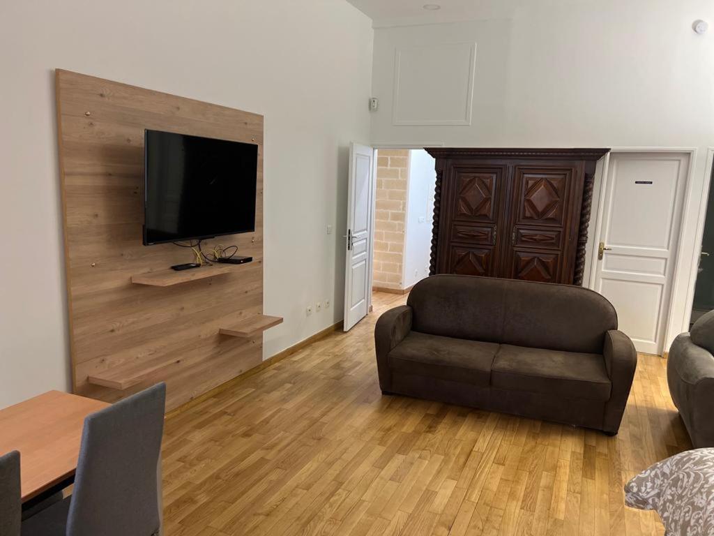 Spacieux Au Coeur Du 9 Eme Arrondissement Apartment *