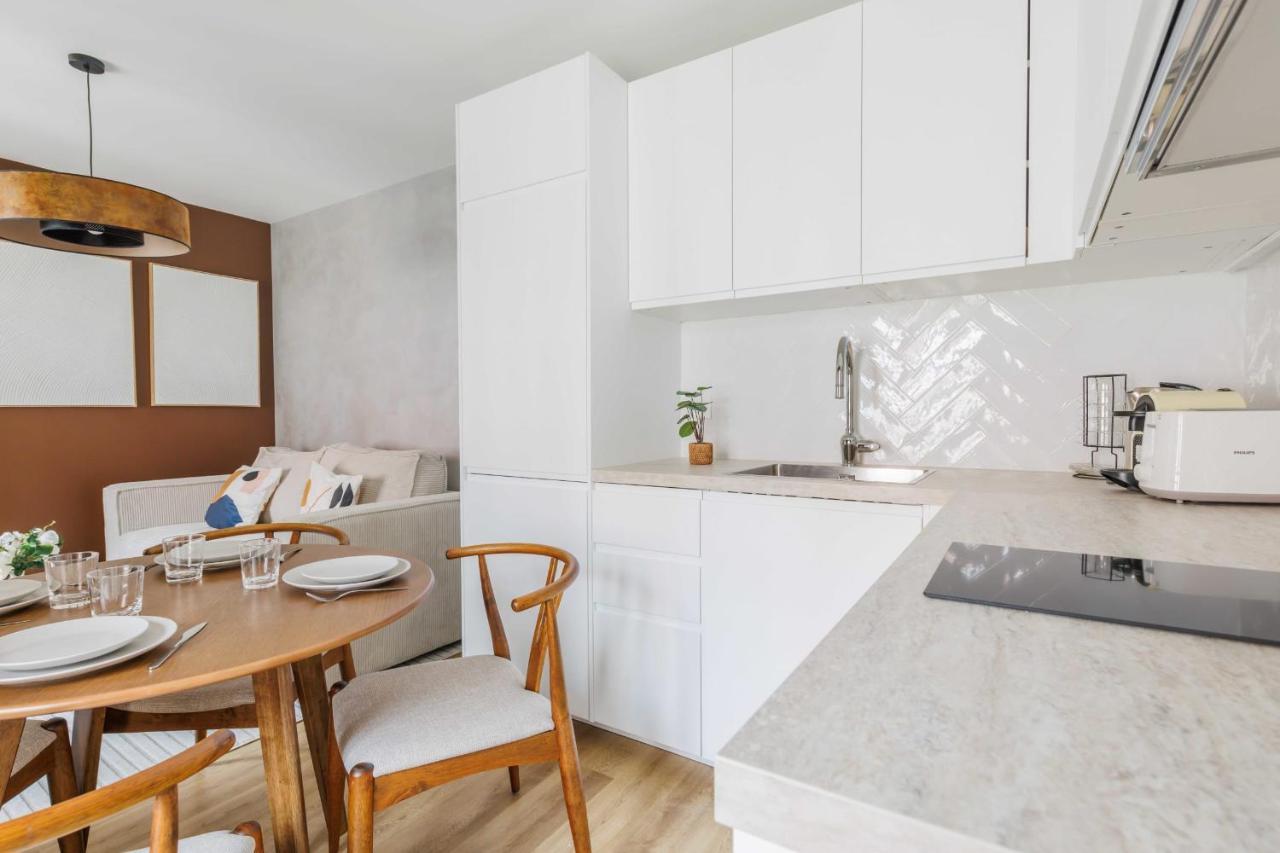 Cosy Appart 4p1br Le Marais Apartment *