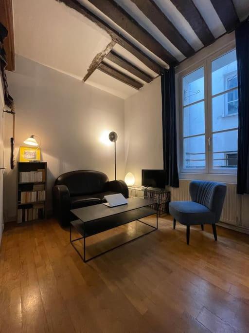 Rue De Bretagne Apartment
