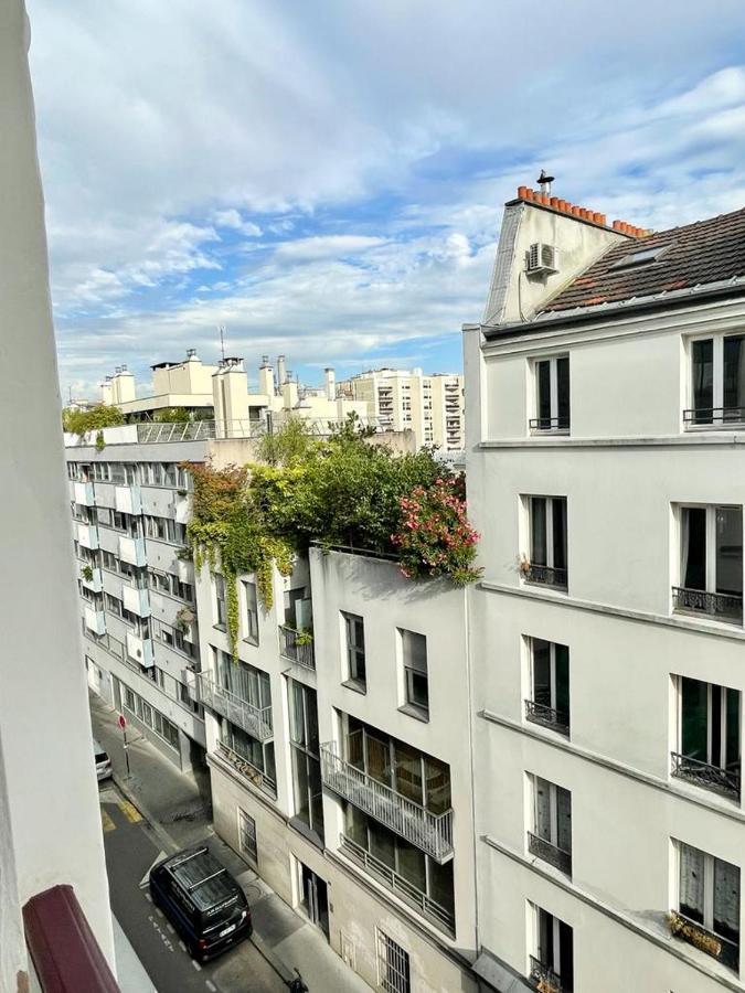 Appartement Tiny Studio - 12 M2 - Quartier Saint-ambroise - 5eme Etage Sans Ascenseur Paris