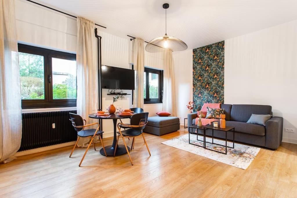 Luxuous Loft In The Jourdains'village-imhost Apartment *