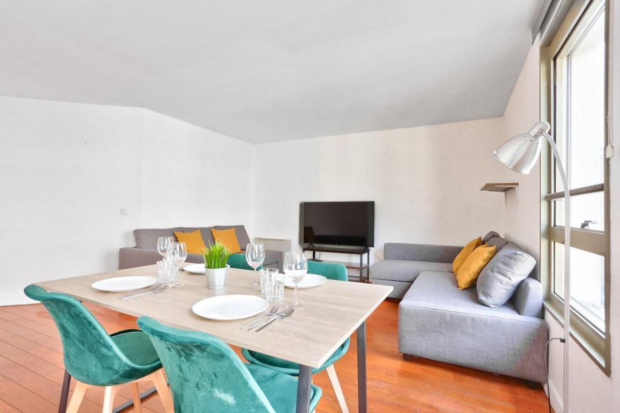 Quartier Republique Apartment Paris