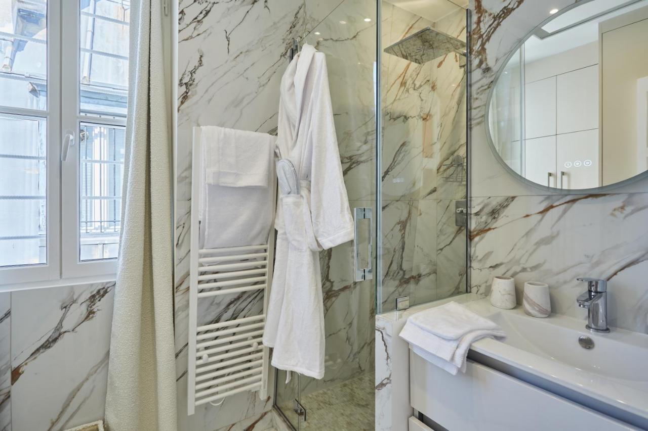 Luxurious Saint Germain Des Pres - Bianca Paris