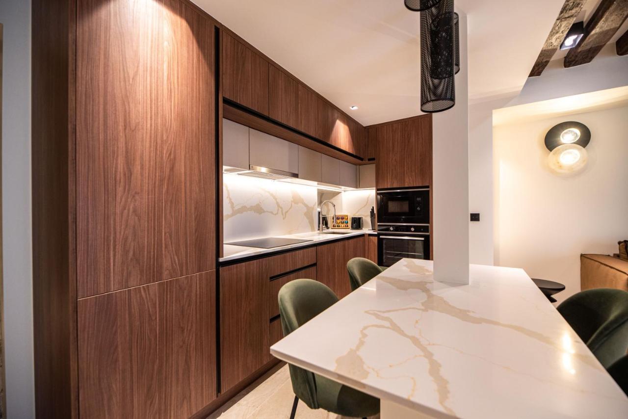 Apartment Luxury Marais Paris