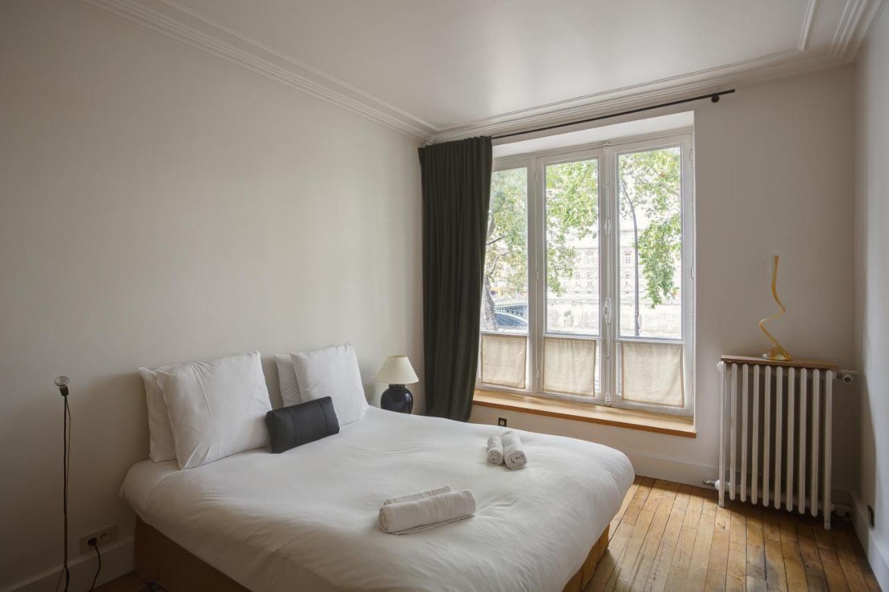 The Marais & Docks View Apartment Paris