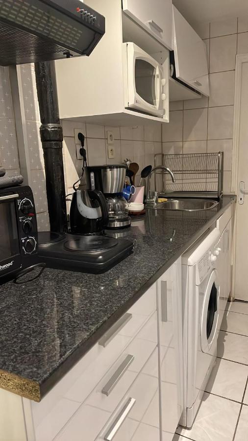 Flat For 7 Apartment