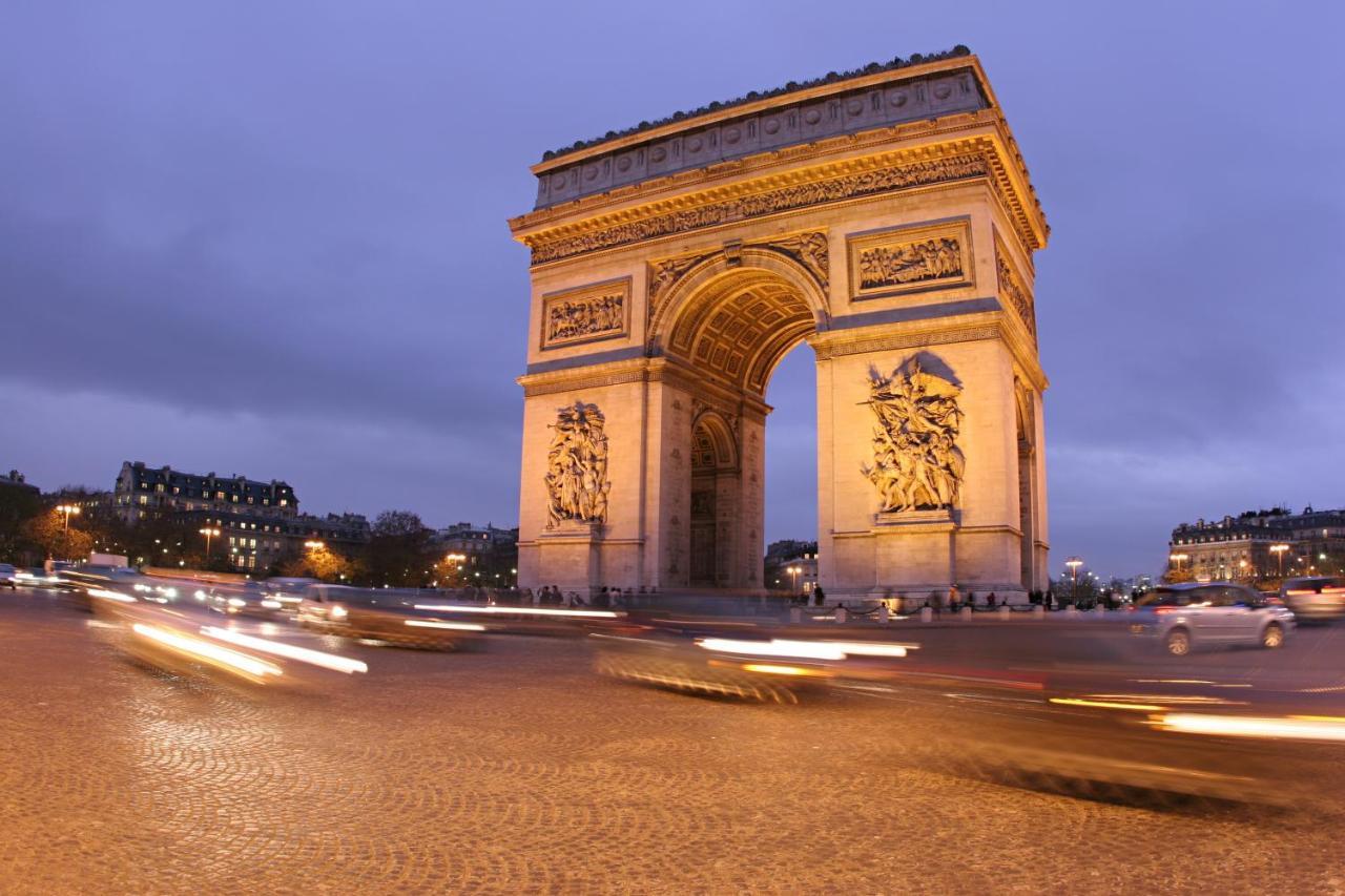 Hotel Balmoral Champs Elysées Paris