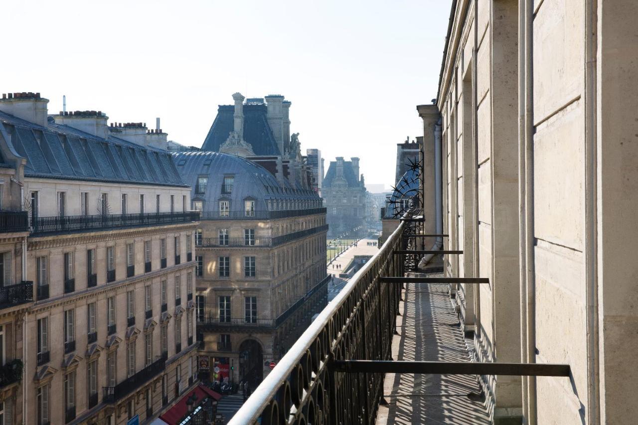 Hotel Lumen Louvre Paris