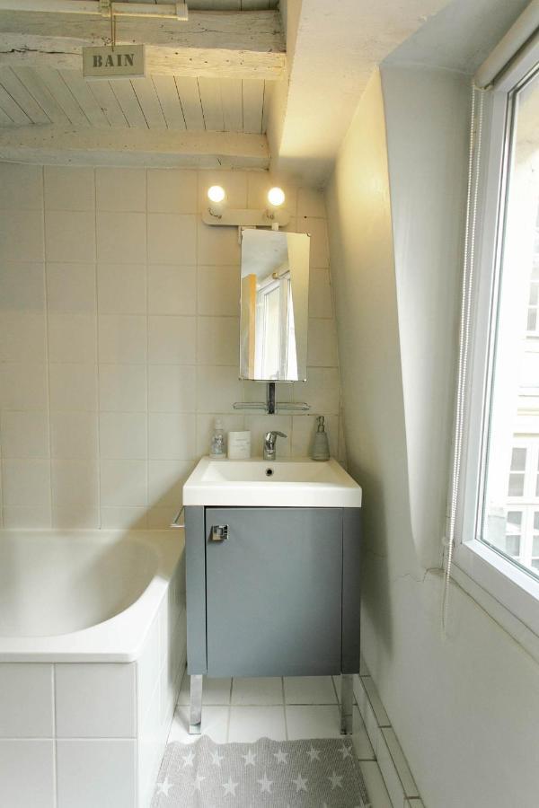 Apartment Ile Saint Louis - Paris