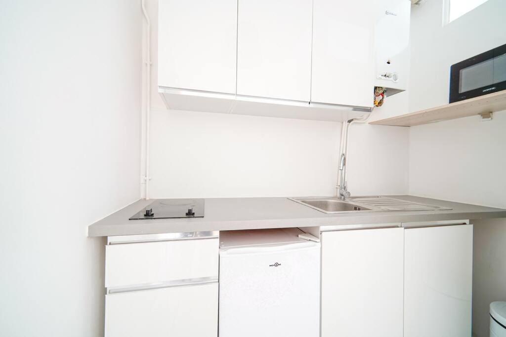 Studio Buttes-chaumont - Hautpoul - Ii