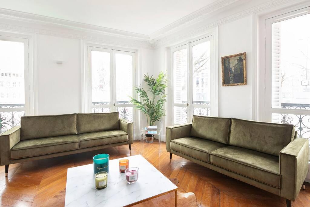 Apartment Sweet Luxury Home Arc The Triomphe Near Champs Elysees And Palais Des Congres 8 Ppl