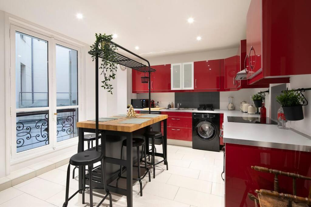 Apartment Sweet Luxury Home Arc The Triomphe Near Champs Elysees And Palais Des Congres 8 Ppl Paris