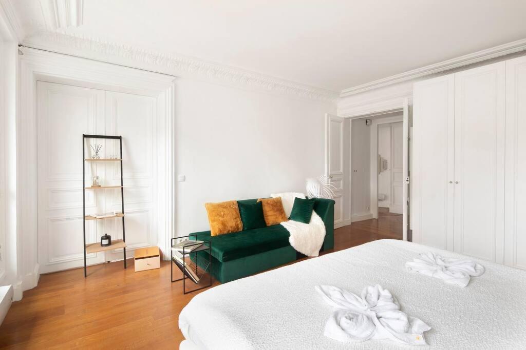 Apartment Sweet Luxury Home Arc The Triomphe Near Champs Elysees And Palais Des Congres 8 Ppl *