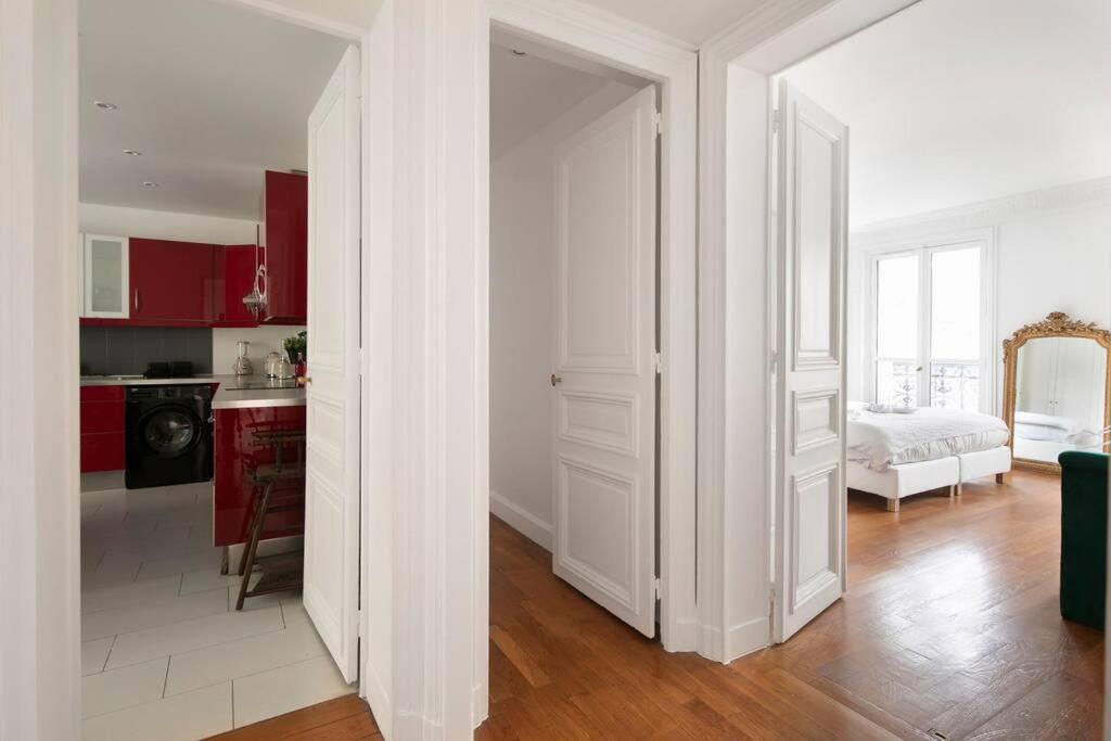 Apartment Sweet Luxury Home Arc The Triomphe Near Champs Elysees And Palais Des Congres 8 Ppl Paris