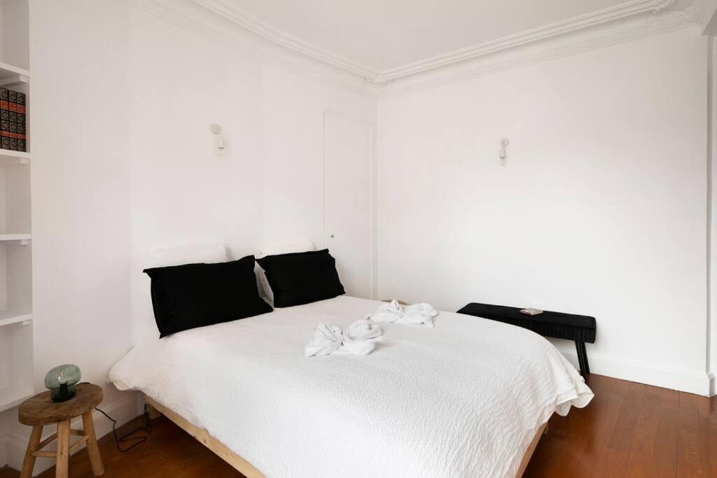 Apartment Sweet Luxury Home Arc The Triomphe Near Champs Elysees And Palais Des Congres 8 Ppl *