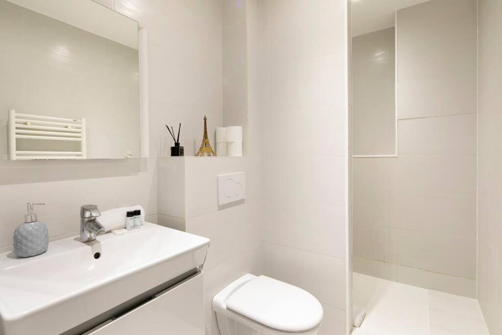 Sweet Luxury Home Arc The Triomphe Near Champs Elysees And Palais Des Congres 8 Ppl Apartment *