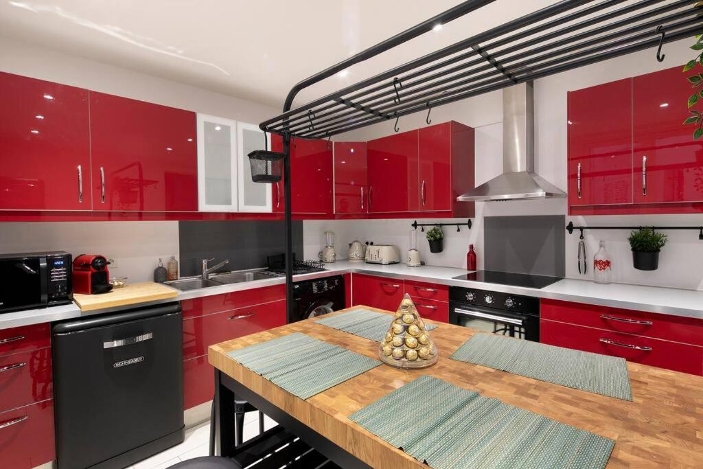 Apartment Sweet Luxury Home Arc The Triomphe Near Champs Elysees And Palais Des Congres 8 Ppl *