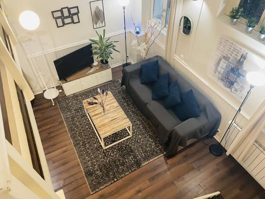 Appartement Le Ptit Parisien - Champs Elysees - Metro & Wifi Paris