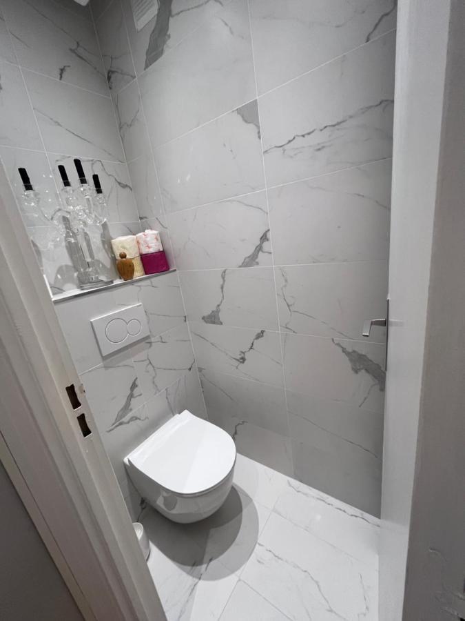 Appartement 2 Pieces Sur Jardin Paris