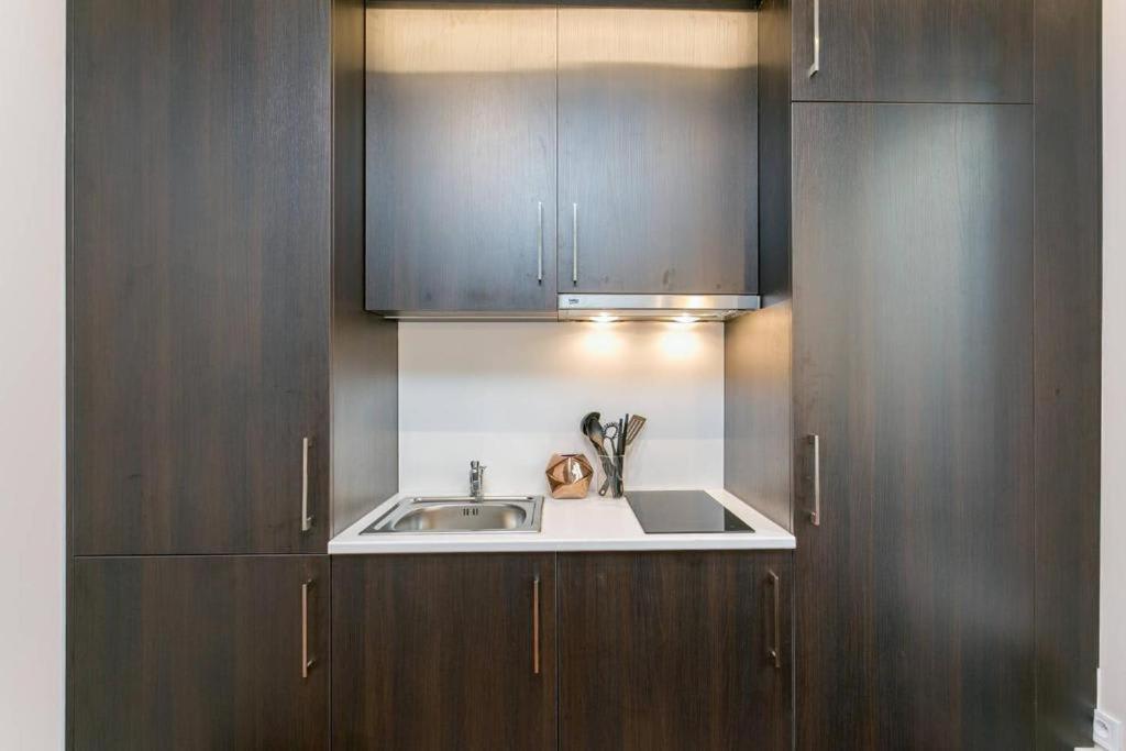 Apartment Great Sized Studio Next To Invalides Paris