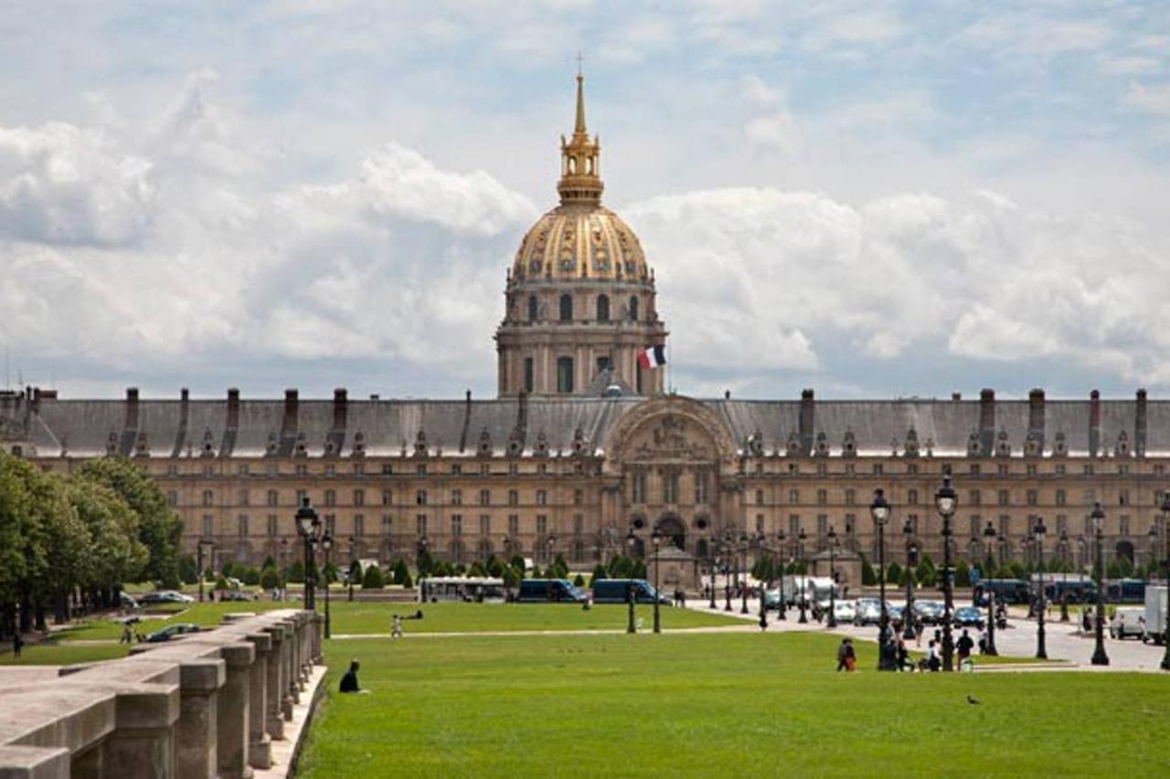 Apartment Great Sized Studio Next To Invalides *