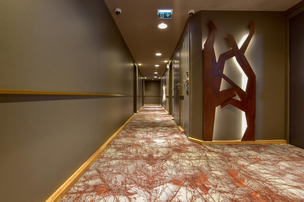Hotel B55 Paris