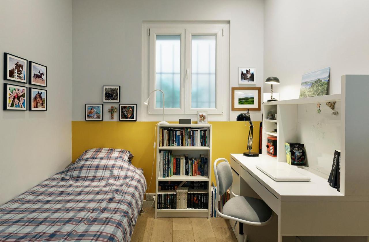 4-bedroom In Latin Quarter Apartment Paris