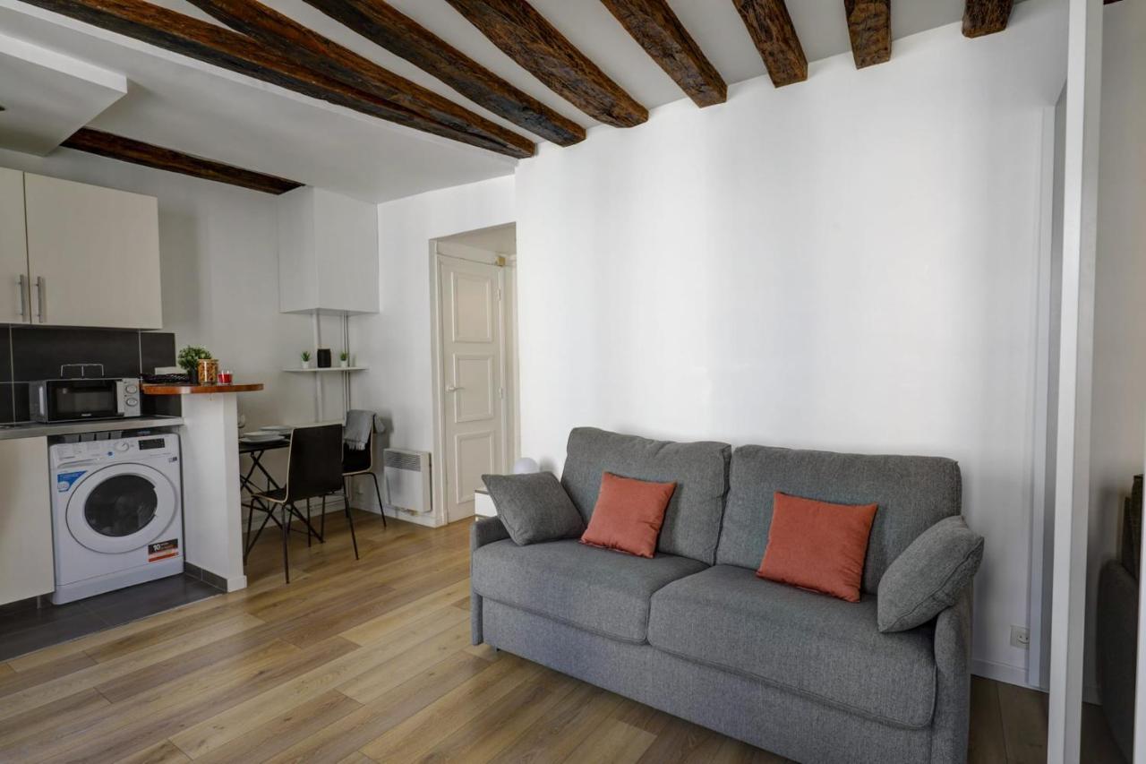 Apartment Le Marais Republique Studio - Cityapartmentstay Paris