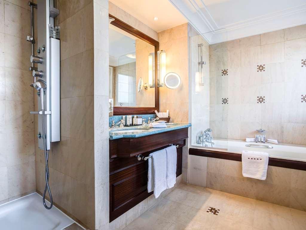 Pont Royal Saint-germain-des-pres Hotel Paris