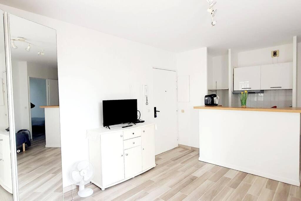 Bel F2 Avec Terrasse Appartement